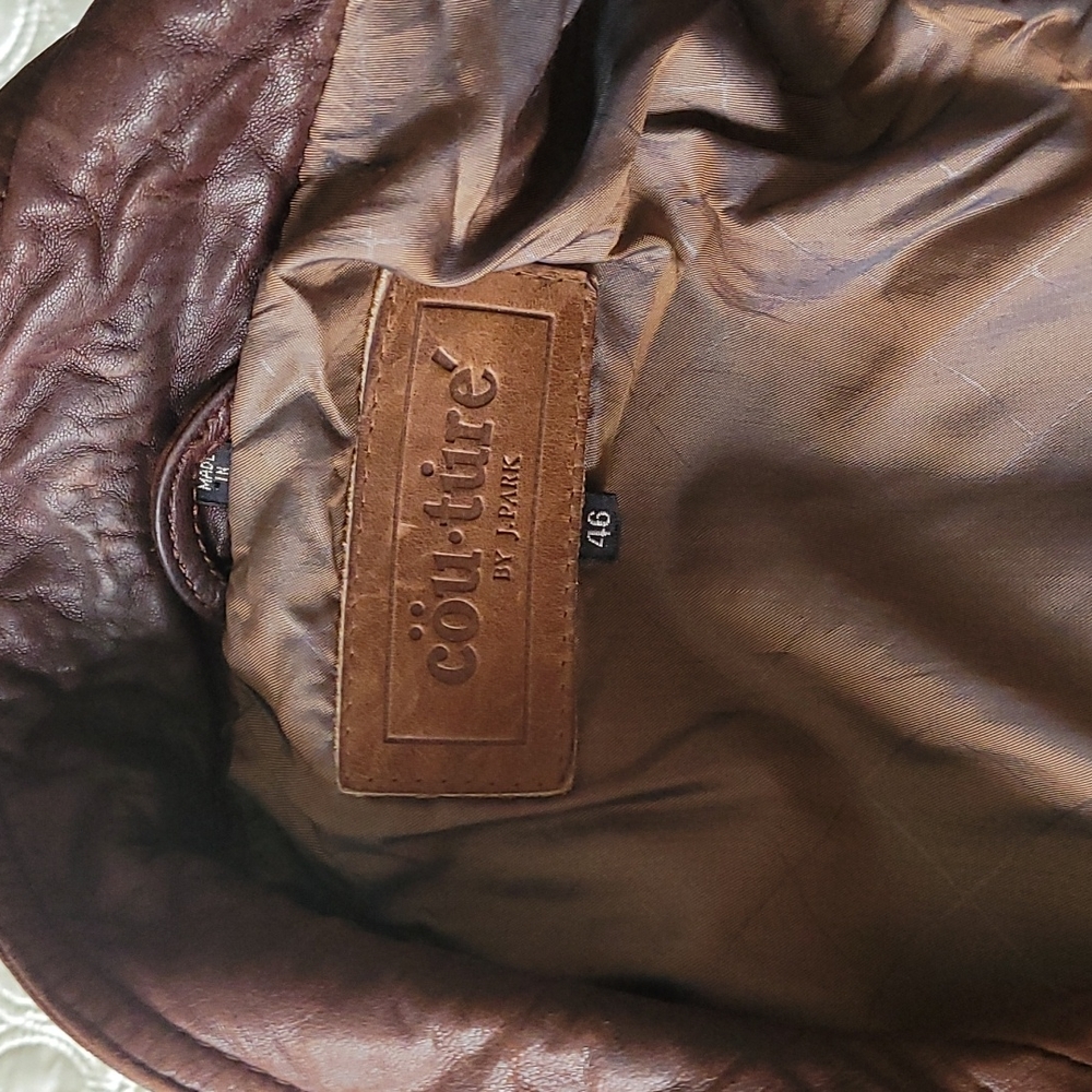 Leather jacket - Picture 3 of 4